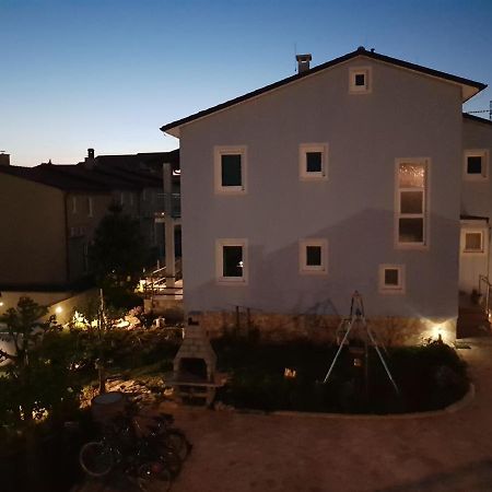 Appartement Dari Воднян Екстериор снимка