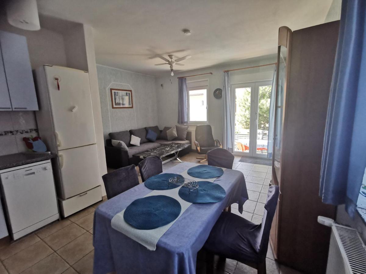 Appartement Dari Воднян Екстериор снимка
