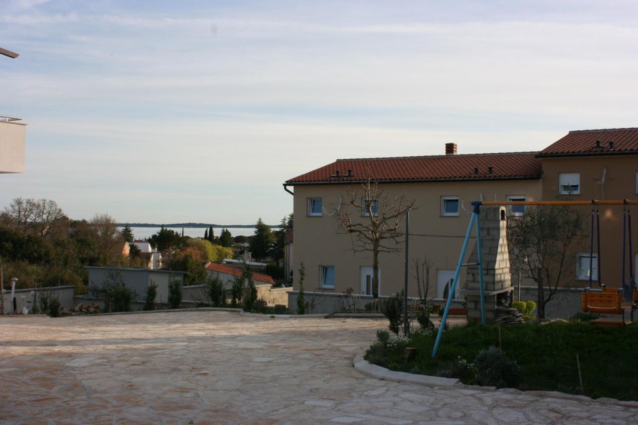 Appartement Dari Воднян Екстериор снимка